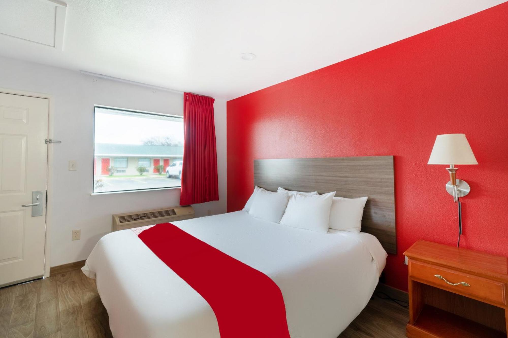 Oyo Hotel San Antonio Near At&T Center Dış mekan fotoğraf